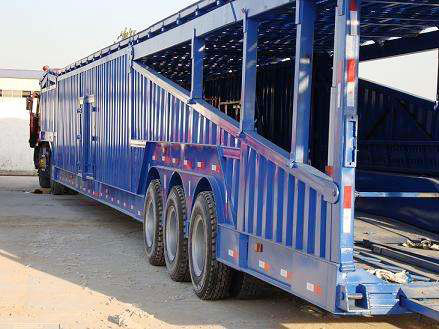 車輛運(yùn)輸半掛車
